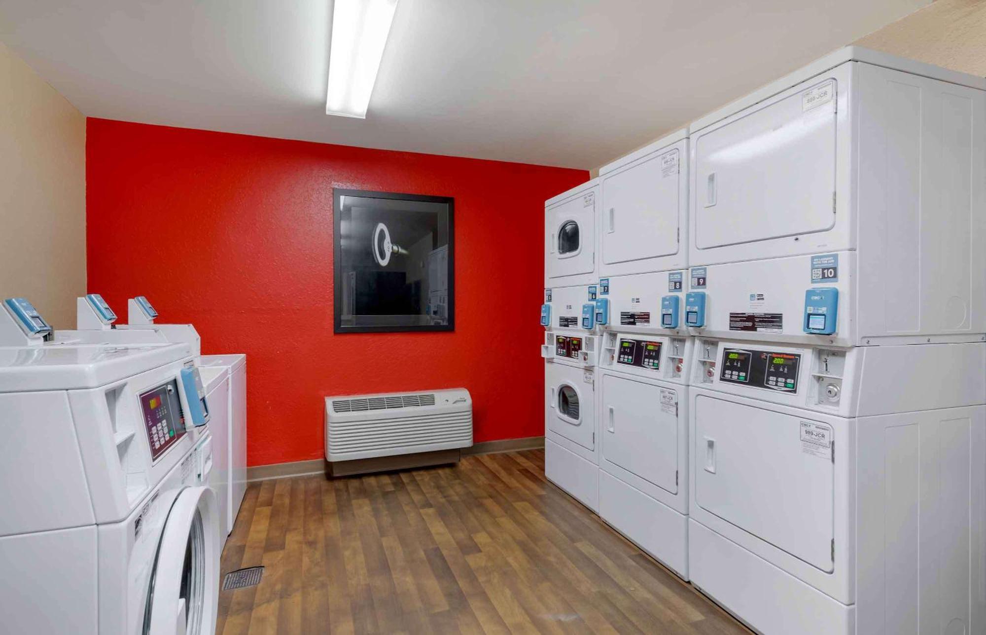 Extended Stay America Select Suites - Jacksonville - Lenoir Avenue East Eksteriør billede