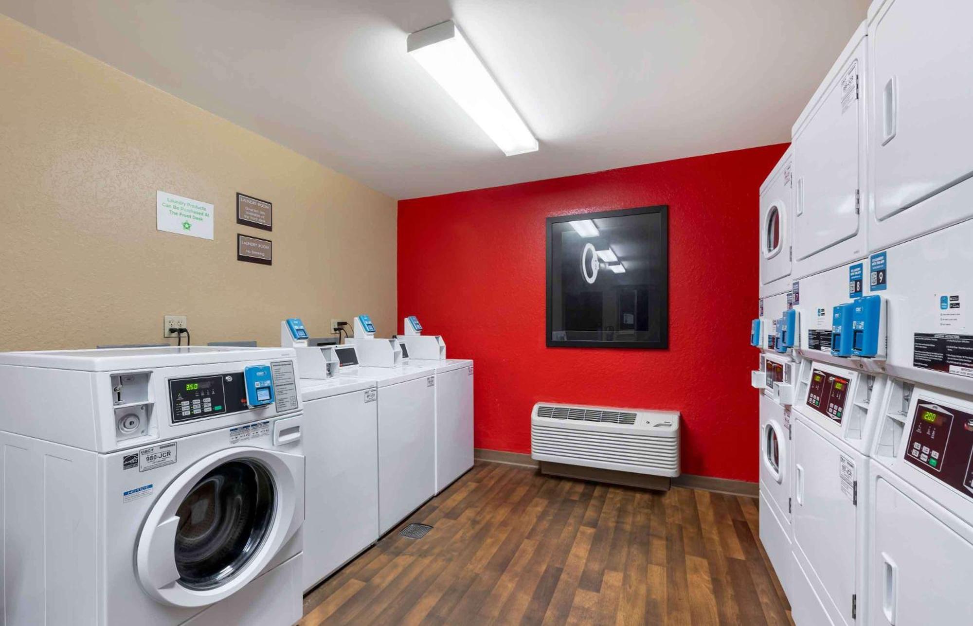 Extended Stay America Select Suites - Jacksonville - Lenoir Avenue East Eksteriør billede