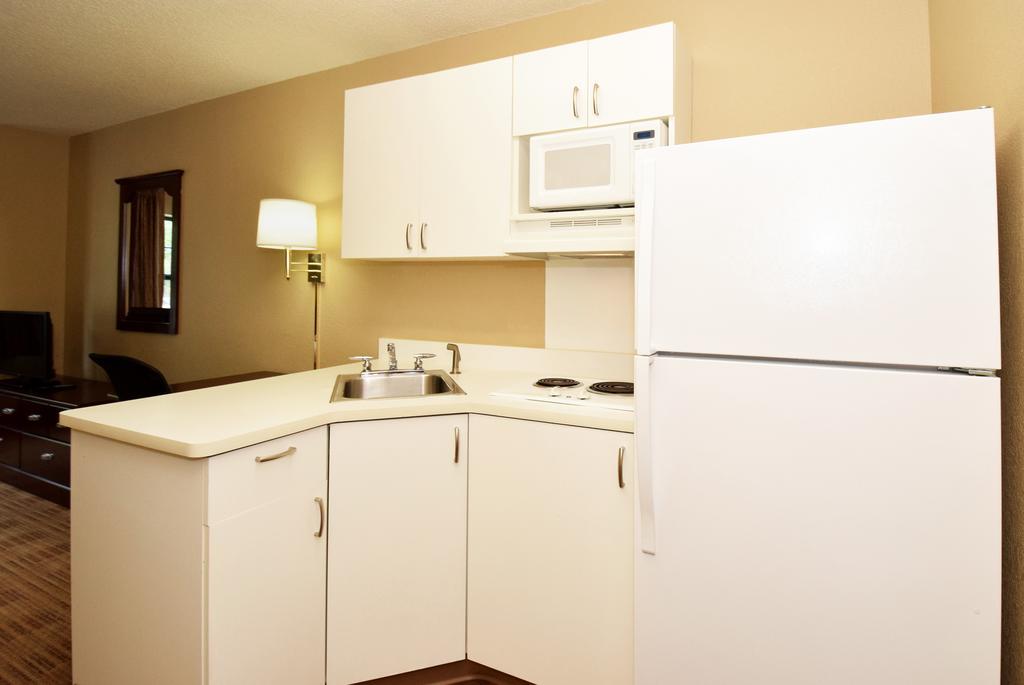 Extended Stay America Select Suites - Jacksonville - Lenoir Avenue East Eksteriør billede
