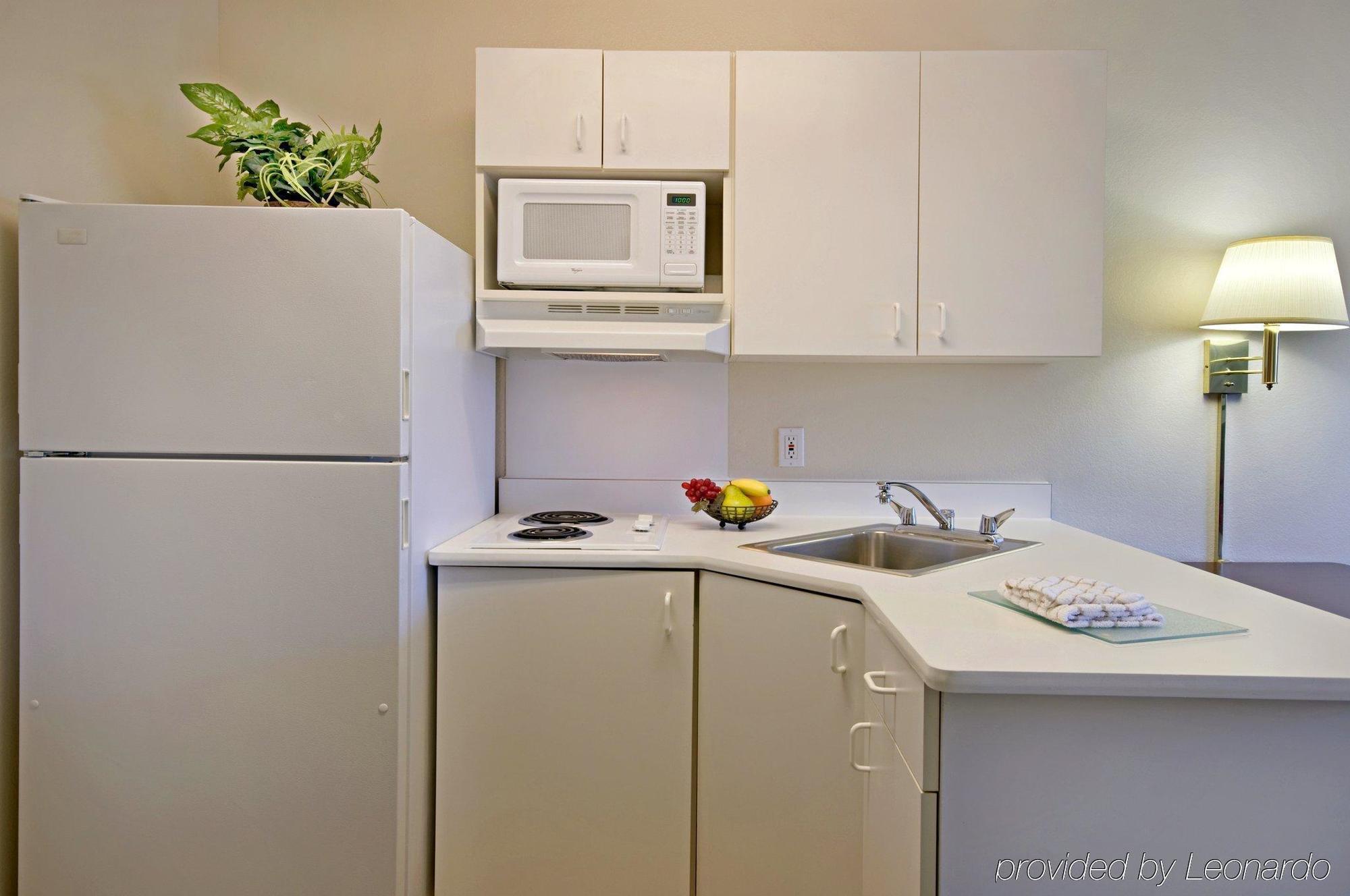 Extended Stay America Select Suites - Jacksonville - Lenoir Avenue East Eksteriør billede